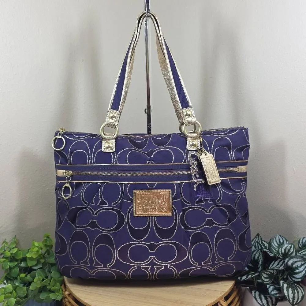 Coach Poppy RARE Signature Sateen with Lurex Glam Tote